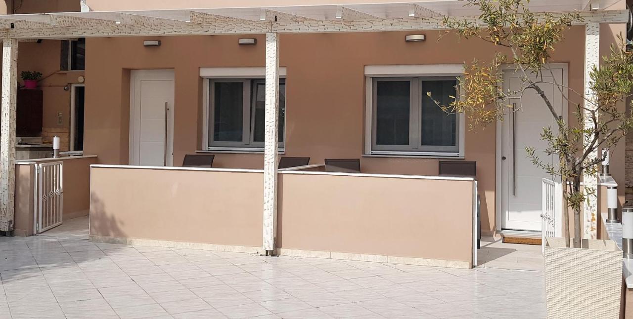 Ioni Rooms بوتوس المظهر الخارجي الصورة